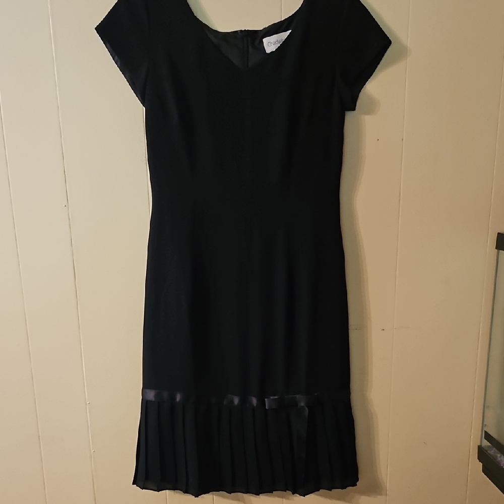 Chadwicks Black Sheath Dress Scoop Neck Cap Sleeve